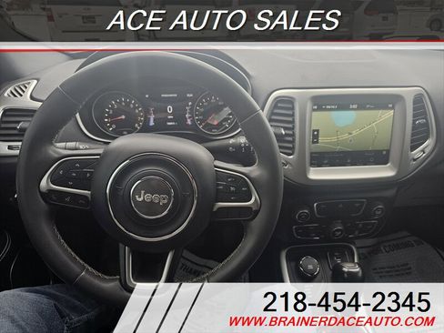 Used 2021 Jeep Compass Latitude image 10