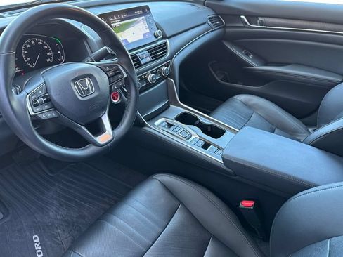 Used 2022 Honda Accord Touring image 10