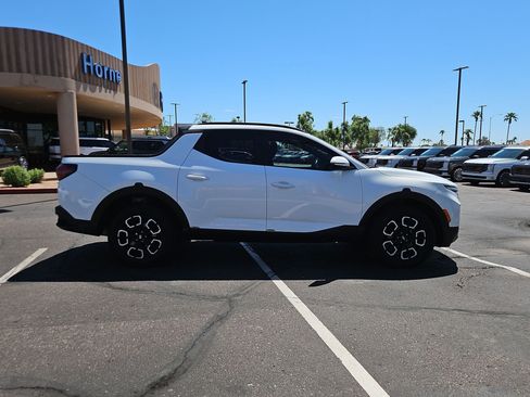 Used 2023 Hyundai Santa Cruz SEL Premium AWD/4WD image 4