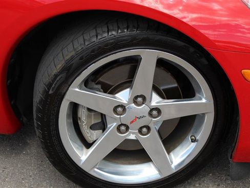 Used 2006 Chevrolet Corvette Convertible w/ Preferred Equipment Group image 33