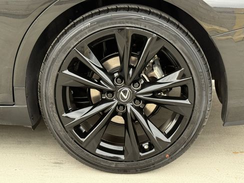 Certified 2024 Lexus ES 350 F Sport w/ Accessory Package (Z2) image 15