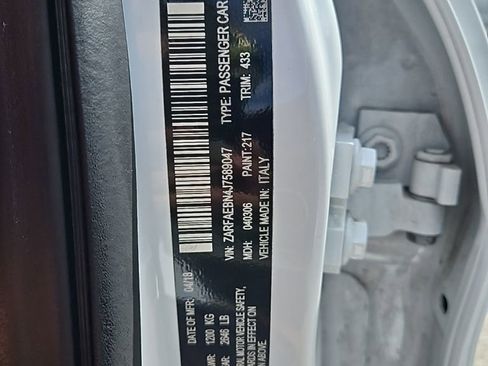Used 2018 Alfa Romeo Giulia RWD image 23