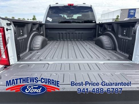 New 2026 Ford F250 Lariat w/ Black Appearance Package AWD/4WD image 15