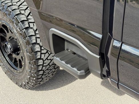 Used 2025 Ford F350 Platinum image 18