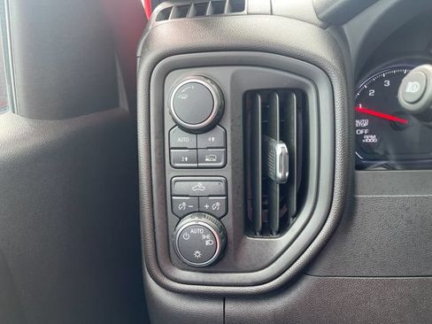 Used 2023 Chevrolet Silverado 1500 Custom AWD/4WD image 29