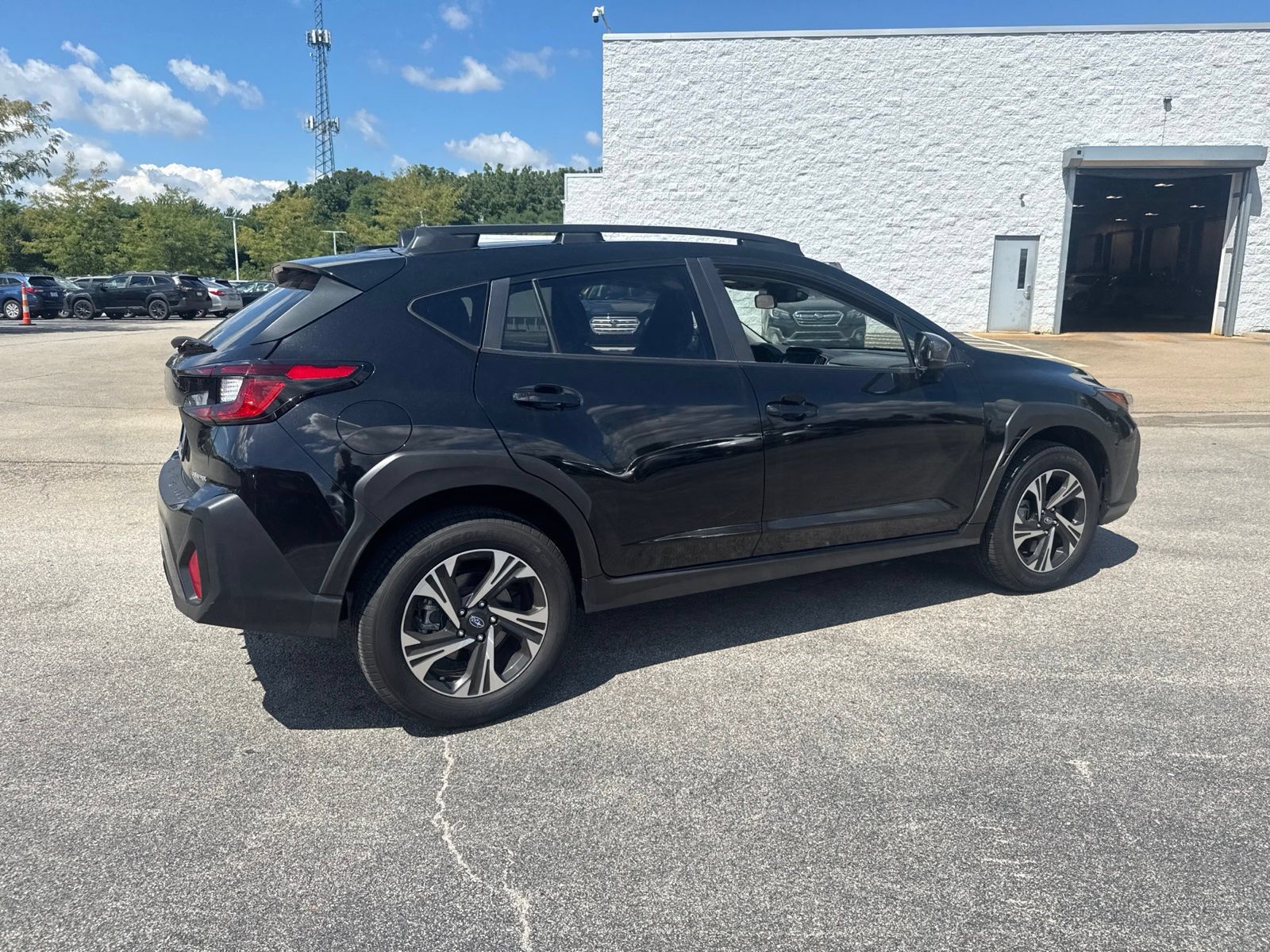 Certified 2025 Subaru Crosstrek 2.5i Premium AWD/4WD image 15