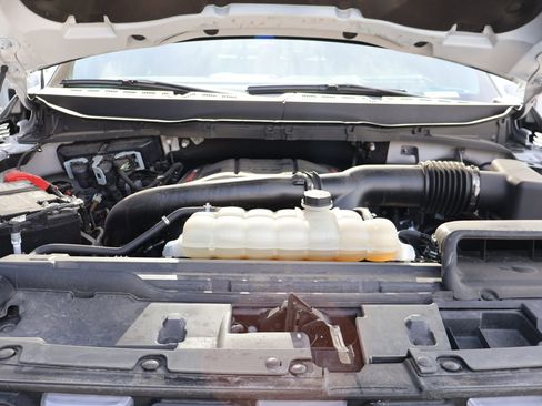 Used 2025 Ford F150 Raptor image 30