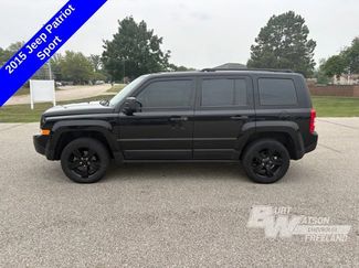 Used 2015 Jeep Patriot 4WD video 3