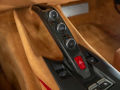 Certified 2022 Ferrari 812 GTS RWD image 31