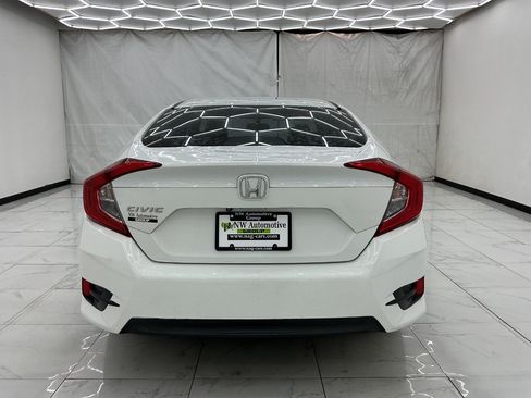 Used 2018 Honda Civic LX image 10