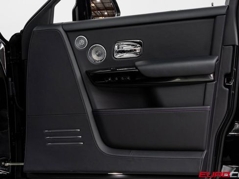 Used 2024 Rolls-Royce Phantom Sedan image 22