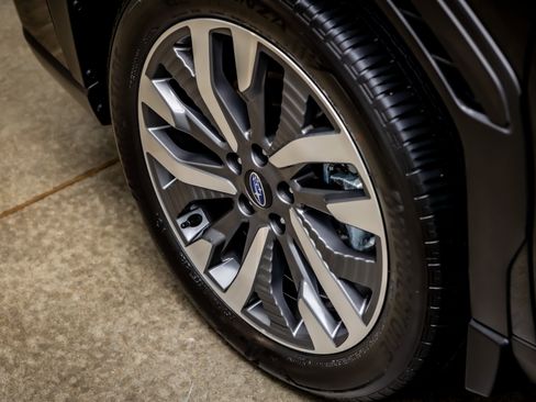 Used 2025 Subaru Forester Touring w/ Popular Package - Touring image 16