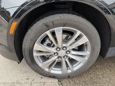 Certified 2023 Cadillac XT5 Premium Luxury image 5