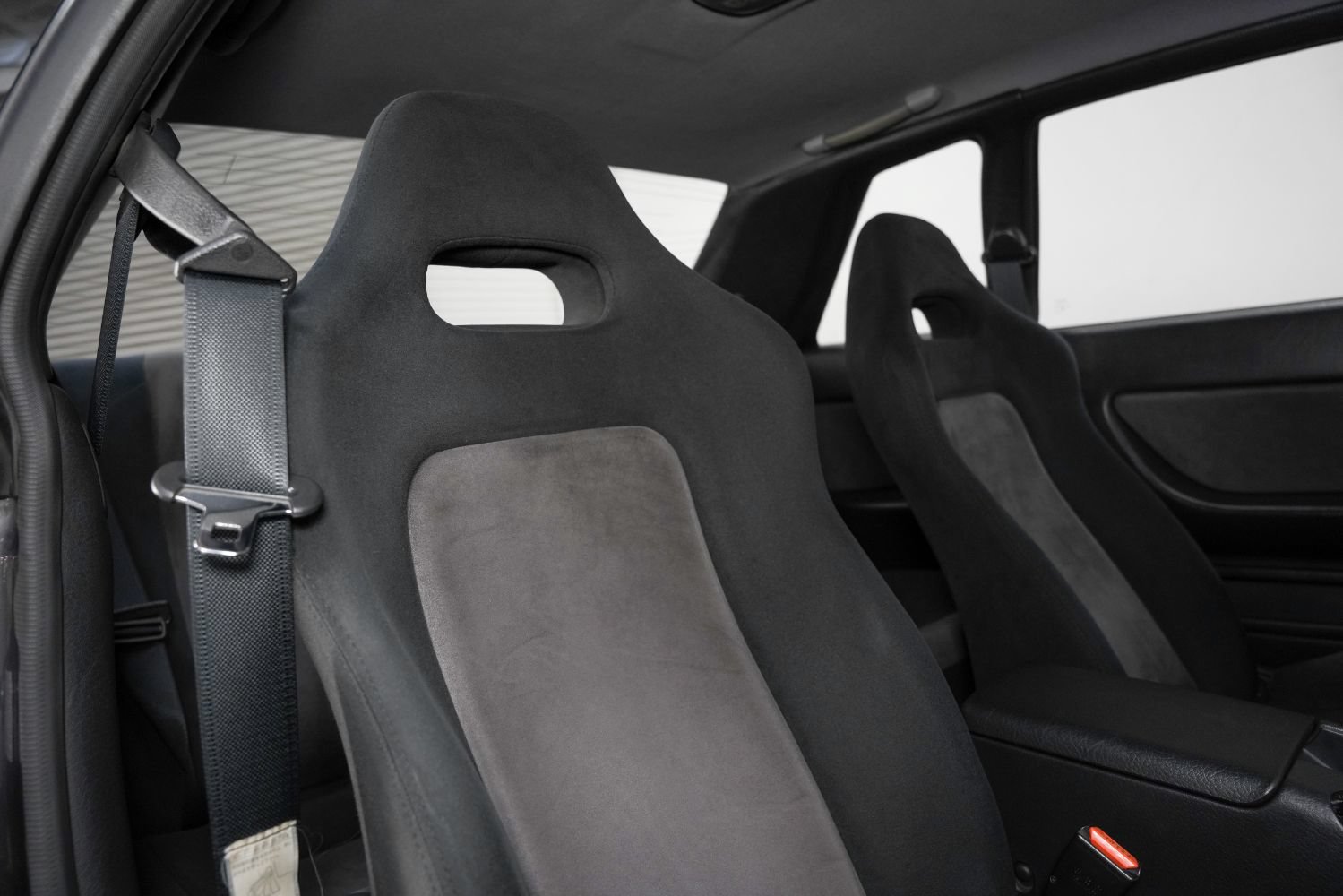 Used 1990 Nissan GT-R image 25