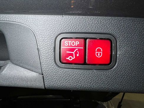 Certified 2021 Mercedes-Benz GLC 300 GLC 300 image 18