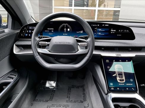 Used 2025 Lucid Air Pure RWD image 5