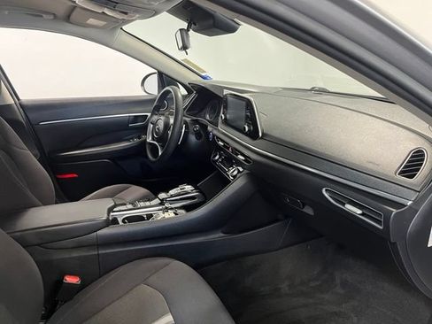 Used 2021 Hyundai Sonata Blue FWD image 11