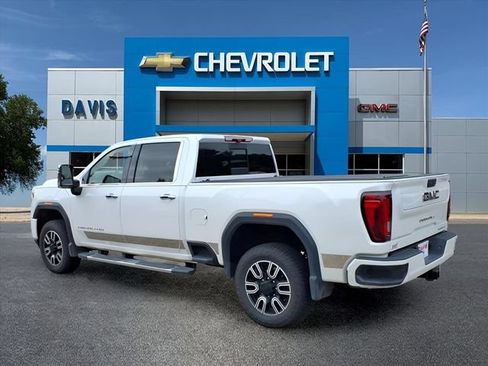 Used 2021 GMC Sierra 3500 Denali w/ Denali Ultimate Package AWD/4WD image 5