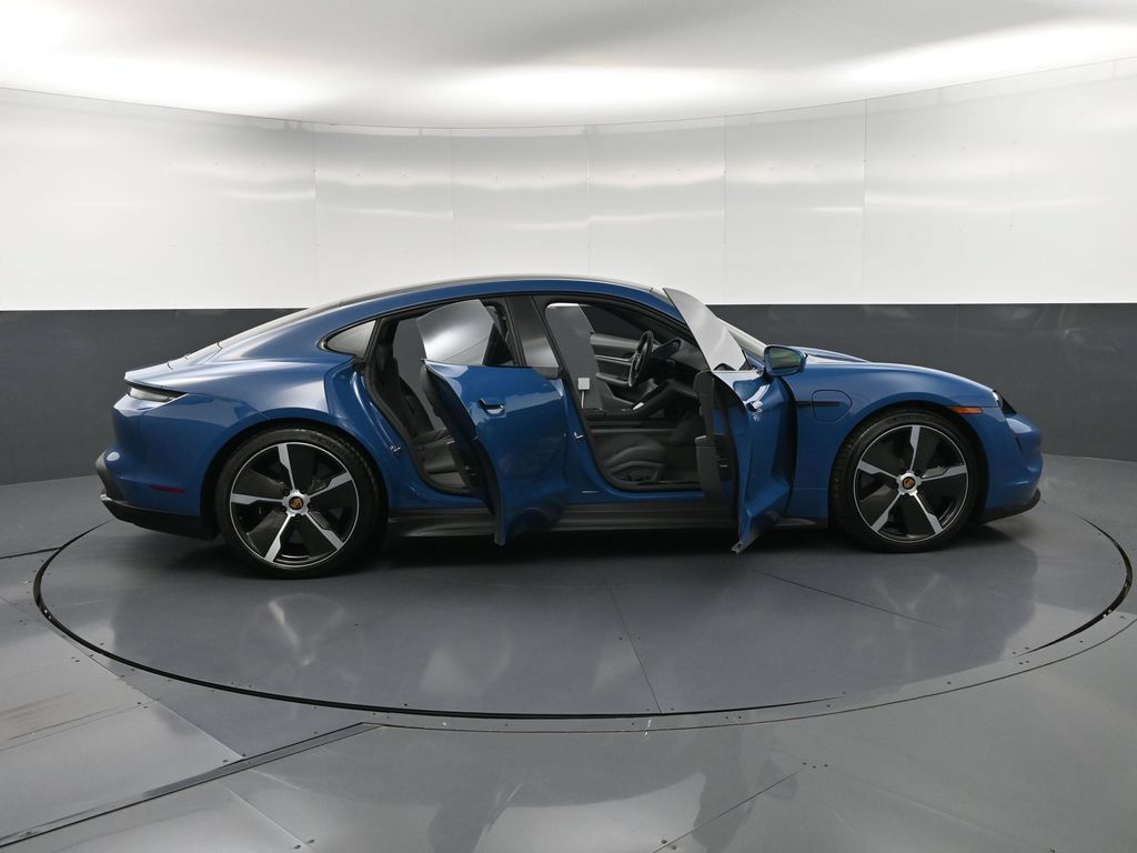 Certified 2022 Porsche Taycan Turbo S AWD/4WD image 39
