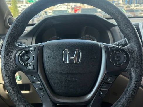 Used 2018 Honda Pilot EX image 13