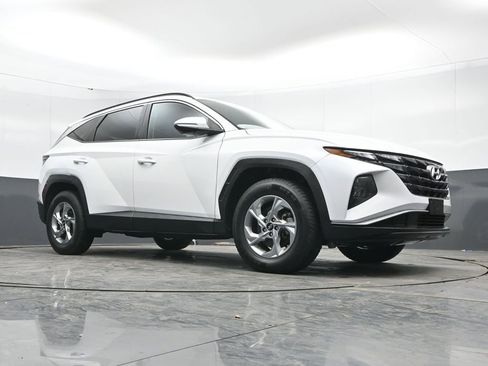 Used 2023 Hyundai Tucson SEL AWD/4WD image 43