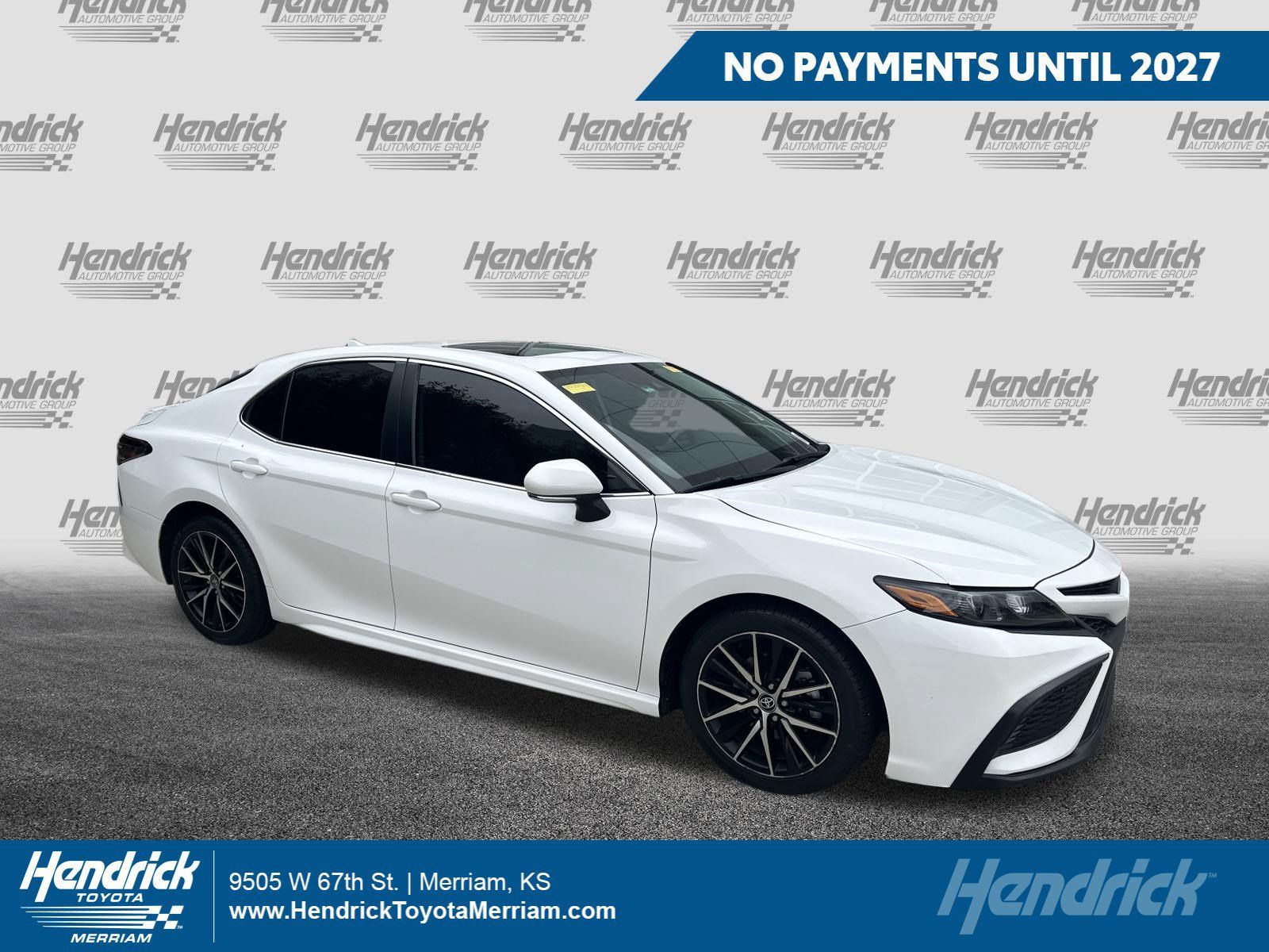 Used 2023 Toyota Camry SE w/ Convenience Package FWD image 1