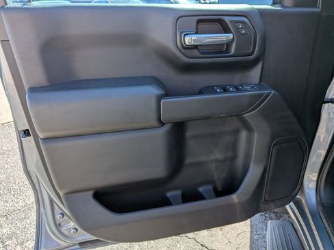 Used 2020 Chevrolet Silverado 1500 Custom Trail Boss w/ Custom Convenience Package AWD/4WD image 10