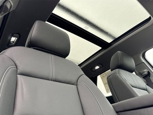 New 2026 Chevrolet Blazer LT w/ Sound & Technology Package image 17