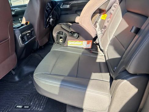 Used 2024 Chevrolet Silverado 1500 LTZ RWD image 11