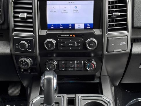 Used 2020 Ford F150 XLT w/ Equipment Group 302A Luxury AWD/4WD image 23