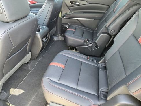 New 2026 Chevrolet Traverse RS image 20