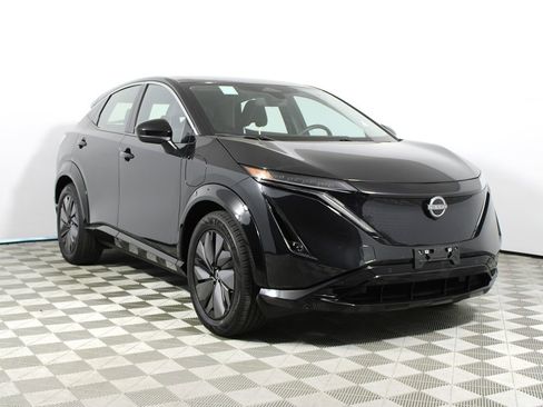 Used 2024 Nissan Ariya FWD image 20