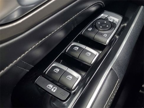 Certified 2022 Kia Sorento SX image 22