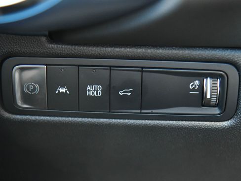 Used 2025 Chevrolet Equinox EV LT w/ Convenience Package image 42