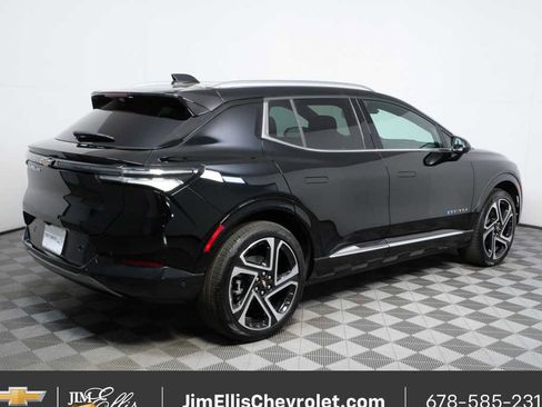 New 2026 Chevrolet Equinox EV LT w/ Active Safety Package 3 AWD/4WD image 3