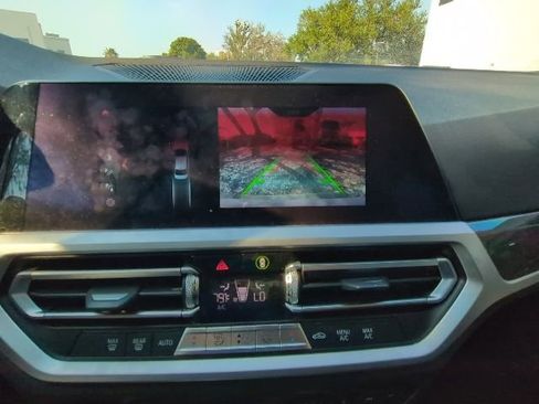 Used 2020 BMW 330i Sedan w/ Driving Assistance Package image 4