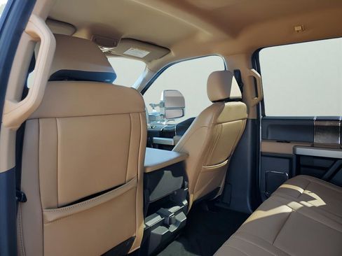 Used 2022 Ford F250 Lariat w/ Lariat Ultimate Package image 18