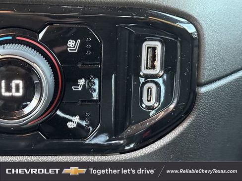 Used 2025 Chevrolet Silverado 1500 LTZ AWD/4WD image 21