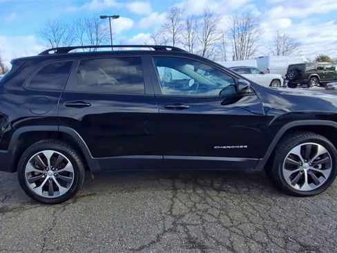 Certified 2022 Jeep Cherokee Limited w/ Elite Package image 9