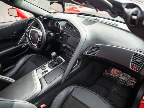 Used 2015 Chevrolet Corvette Z06 w/ 2LZ Preferred Equipment Group image 24