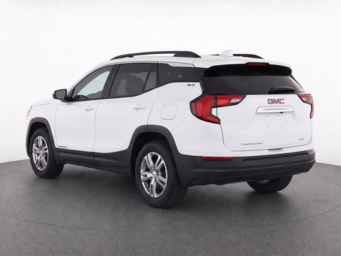 Used 2020 GMC Terrain SLE w/ Driver Convenience Package AWD/4WD image 3