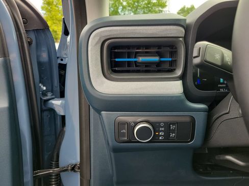 New 2026 Ford Maverick XLT w/ XLT Luxury Package AWD/4WD image 22