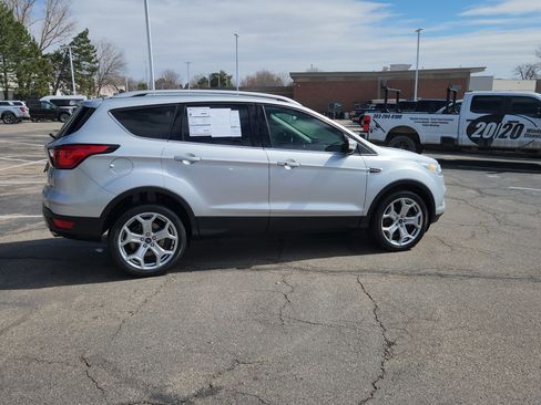 Certified 2019 Ford Escape Titanium image 15