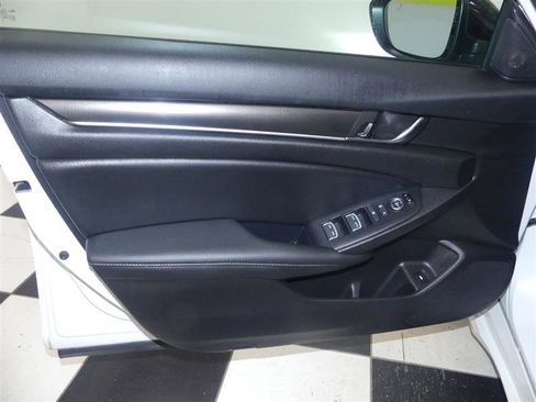 Used 2022 Honda Accord Sport image 23