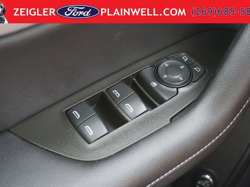 Used 2023 Chevrolet Blazer LT w/ Convenience Package FWD image 31
