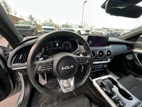 Used 2023 Kia Stinger GT2 image 34