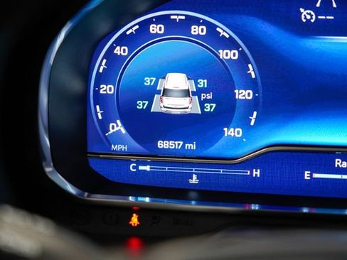 Used 2024 Chevrolet Tahoe LT image 34