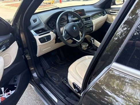 Used 2016 BMW X1 xDrive28i AWD/4WD image 16