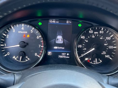 Used 2019 Nissan Rogue SV w/ Premium Package FWD image 27