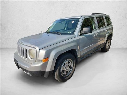 Used 2011 Jeep Patriot Sport w/ PWR Value Group FWD image 14